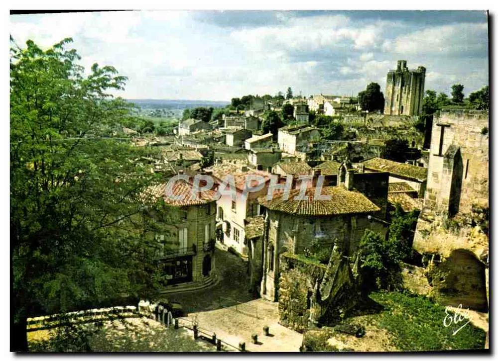 Saint-Émilion — Place du Clocher mit Kapelle der Dreifaltigkeit und Château du Roi — Éditeur Élécolor, n° 3924 - Vorderseite