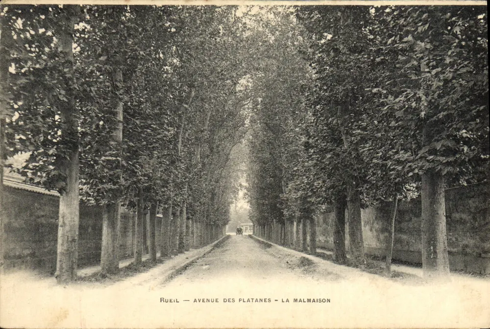 Rueil — Avenue des Platanes — La Malmaison - Vorderseite