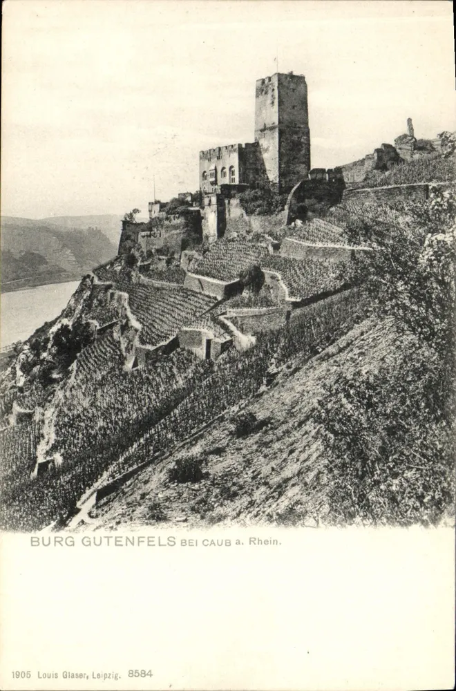 Burg Gutenfels bei Caub am Rhein — Ruinen auf einem Weinbergshügel — Louis Glaser, Leipzig, Nr. 8584 - Vorderseite