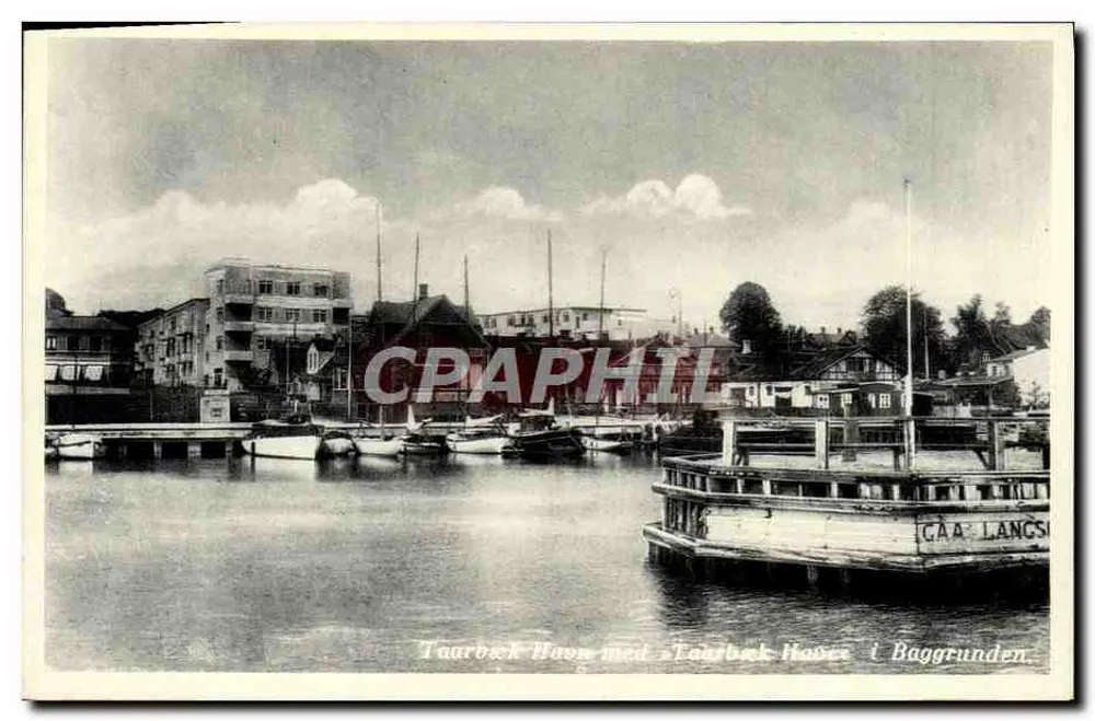 Taurbæk Havn met Taurbæk Haver in de achtergrond — Taurbæk, Noorwegen — uitgever Taurbæk, serie N° 8118 - Voorkant