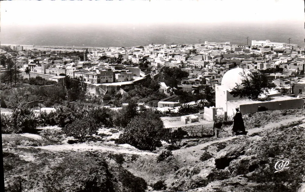 Mostaganem — Allgemeiner Blick auf die arabische Stadt und den Marabout Abd-el-Kader - Vorderseite