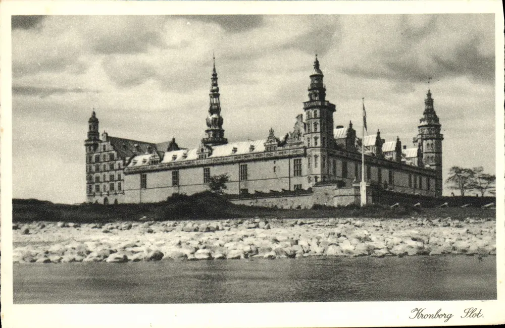 Kronborg Slot — Castelo de Kronborg — J. Chr. Olsens Kunstforlag, n° 1175 - Frente