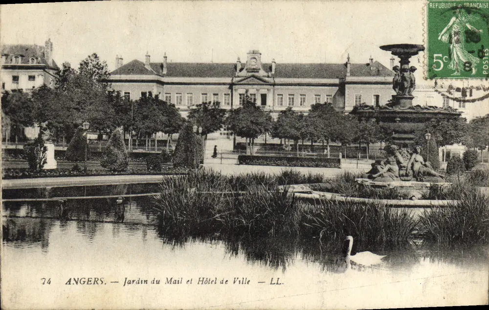 Angers — Jardin du Mail und Rathaus — LL. - Vorderseite