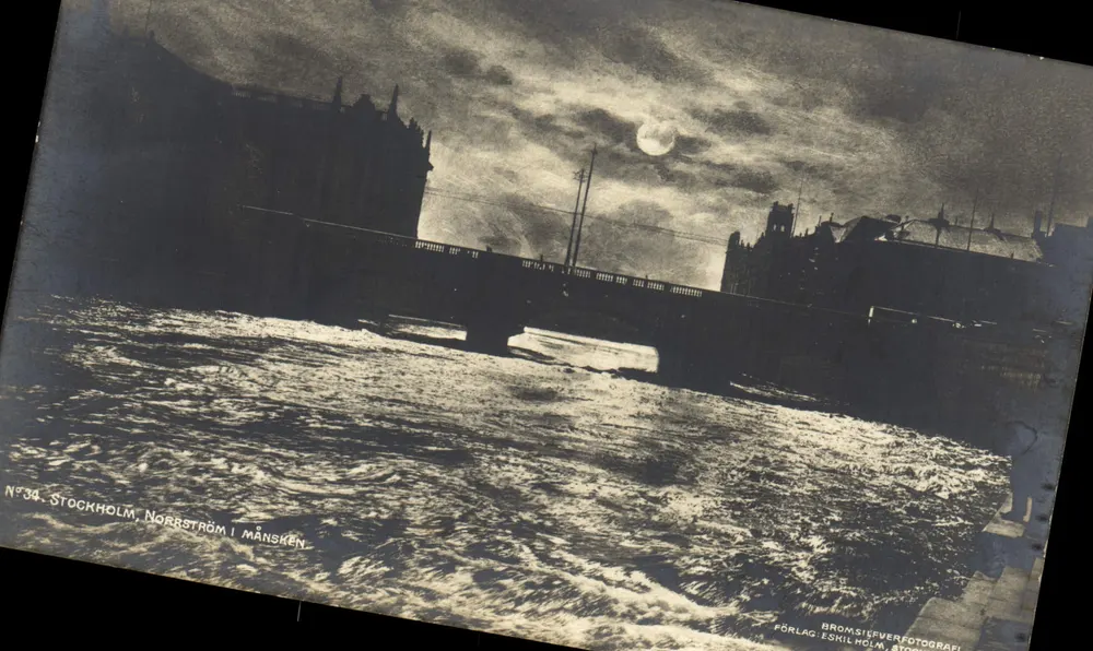 Estocolmo, Norrström a Månsken — Fotografia noturna, n°34 - Frente
