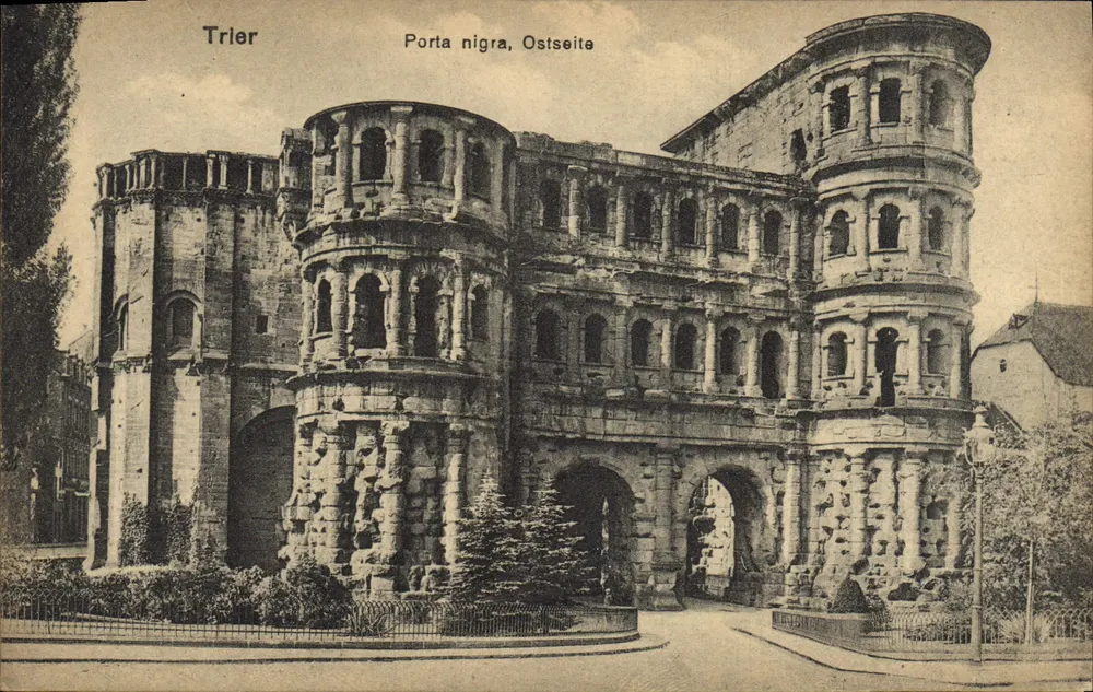 Trier — Porta Nigra, Ostseite - Frente