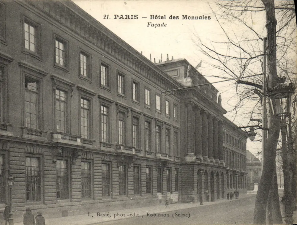 Paris — Hotel das Moedas — Fachada — L. Baslé, fot.-éd., Robinson (Seine) — n°21 - Frente