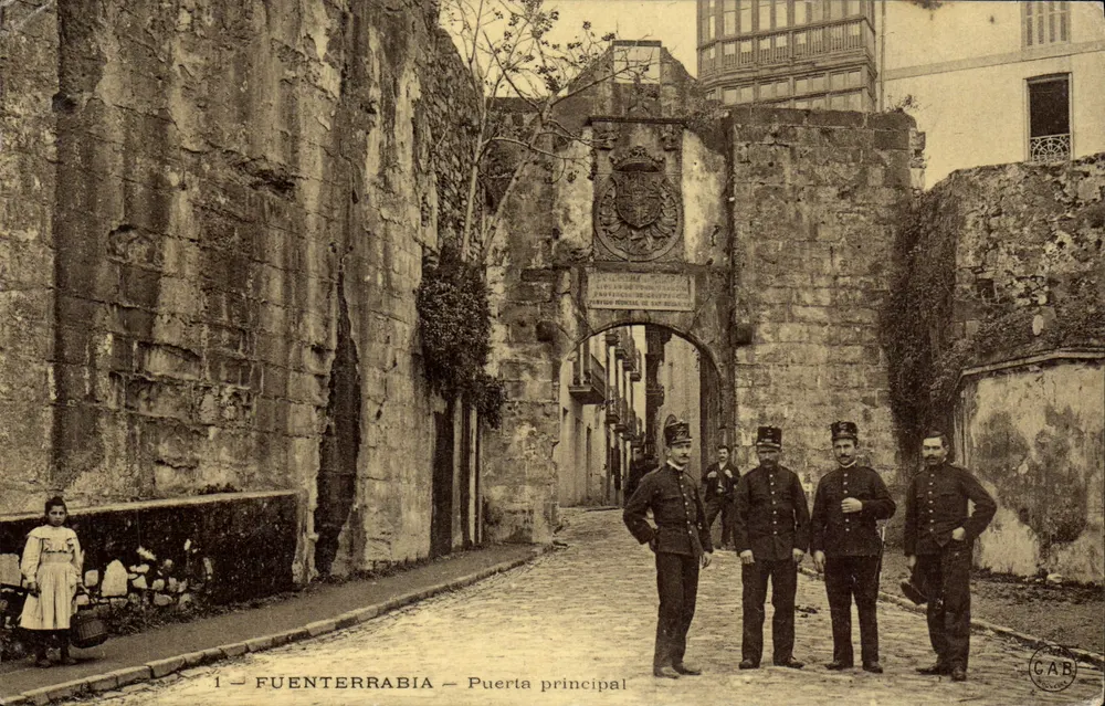 Fuenterrabía — Porta principal — CAB - Frente