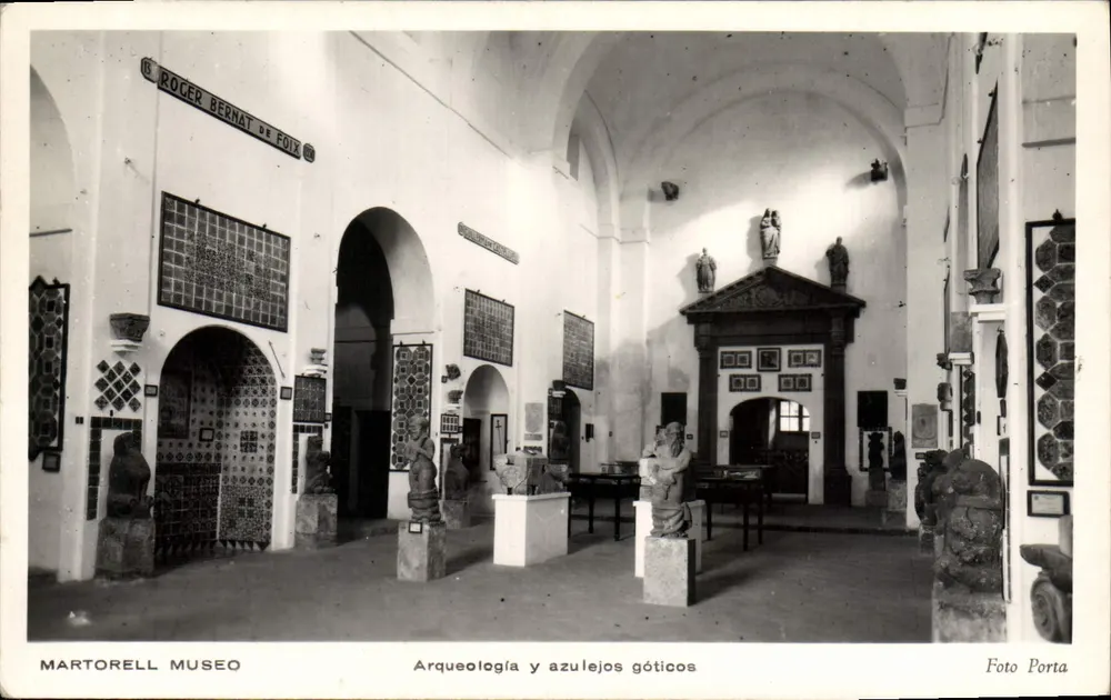 Martorell Museum — Archäologie und gotische Fliesen — Roger Bernat de Foix, Foto Porta - Vorderseite