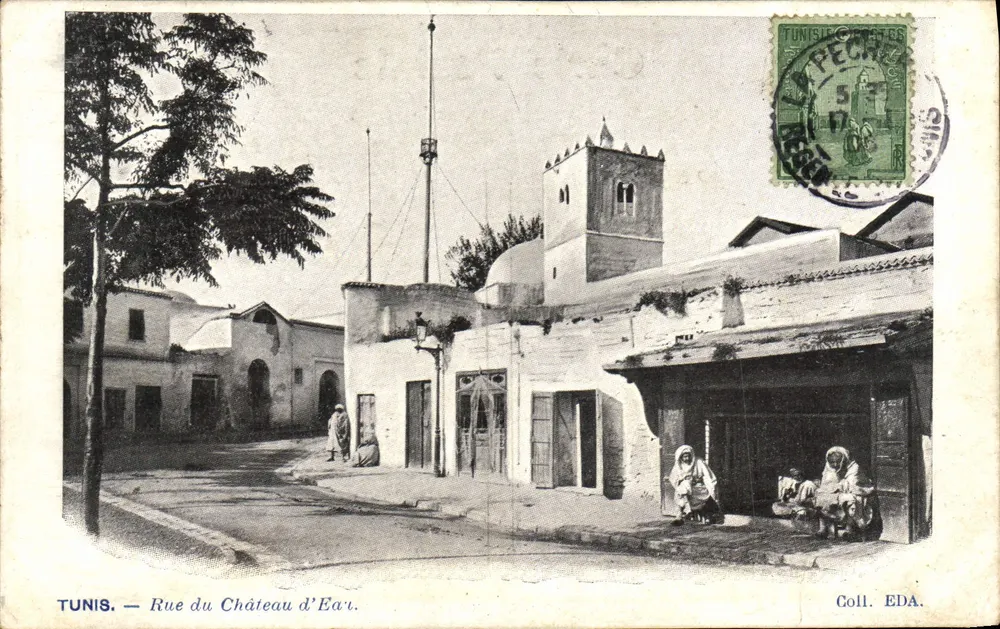 Tunis — Rue do Castelo de Ear — Coll. EDA. - Frente