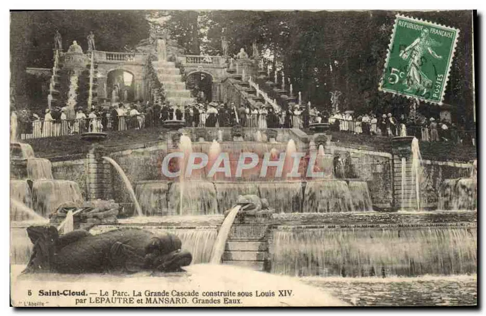 Saint-Cloud — Der Park. Die Große Wasserfall, gebaut unter Ludwig XIV. von LEPAUTRE und MANSARD. Grandes Eaux. - Vorderseite