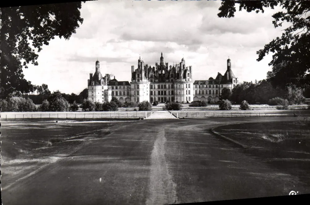 Chambord — Fachada Norte — Fotografia Verdadeira Proibida - Frente