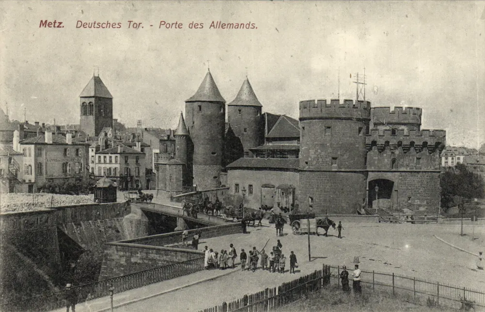 Metz. Deutsches Tor. - Porte des Allemands. - Vorderseite
