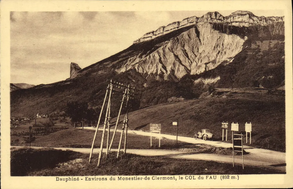 Dauphiné - Umgebung von Monestier-de Clermont, der KOL DU FAU (892 m.) - Vorderseite