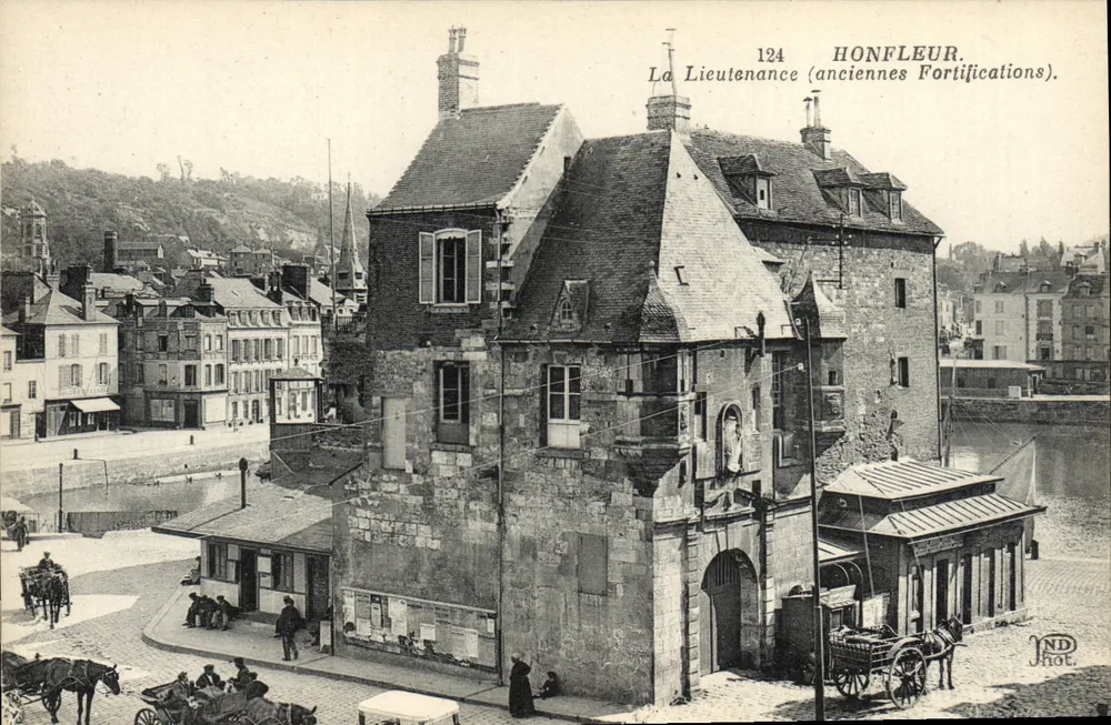 Honfleur — A Lieutenante (antigas fortificações) — ND Hot. n°124 - Frente