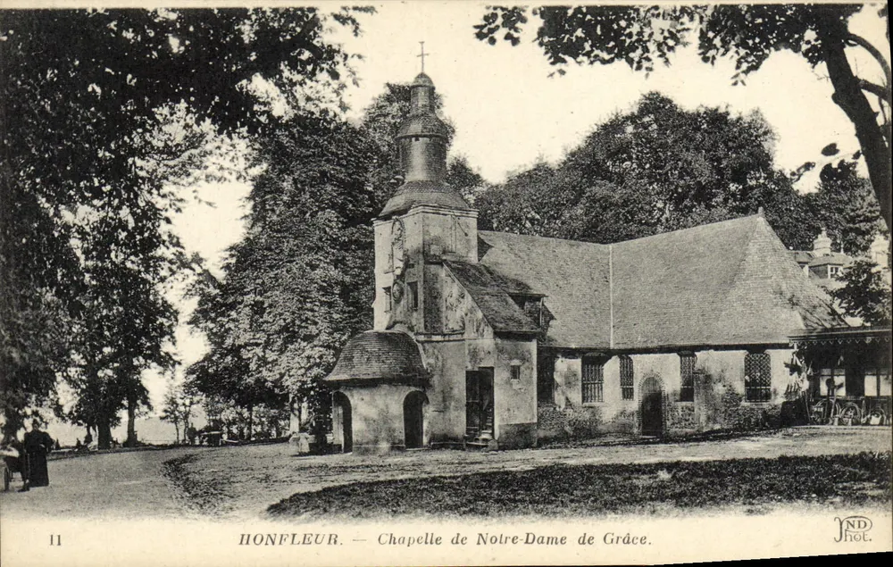 Honfleur — Capela de Nossa Senhora da Graça — ND Fot. - Frente