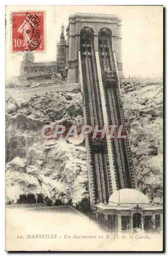 Marseille — Die Aufzüge der Notre-Dame de la Garde - Vorderseite