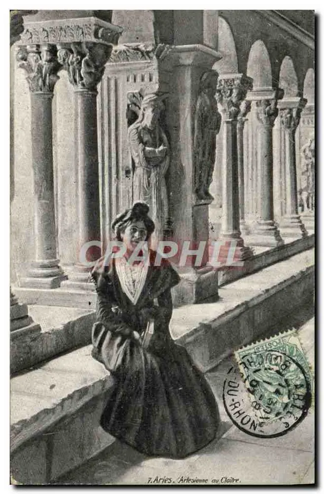 Arles - Arlesienne au Claire - L.Y. & Cie - Frente