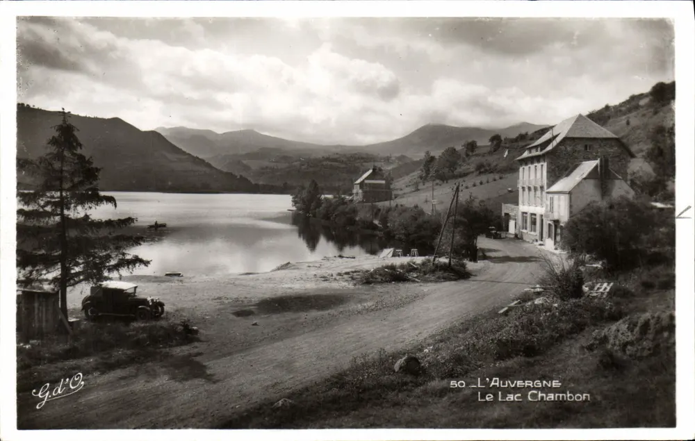 O Lago Chambon — Auvergne — G.d'C, n°50 - Frente