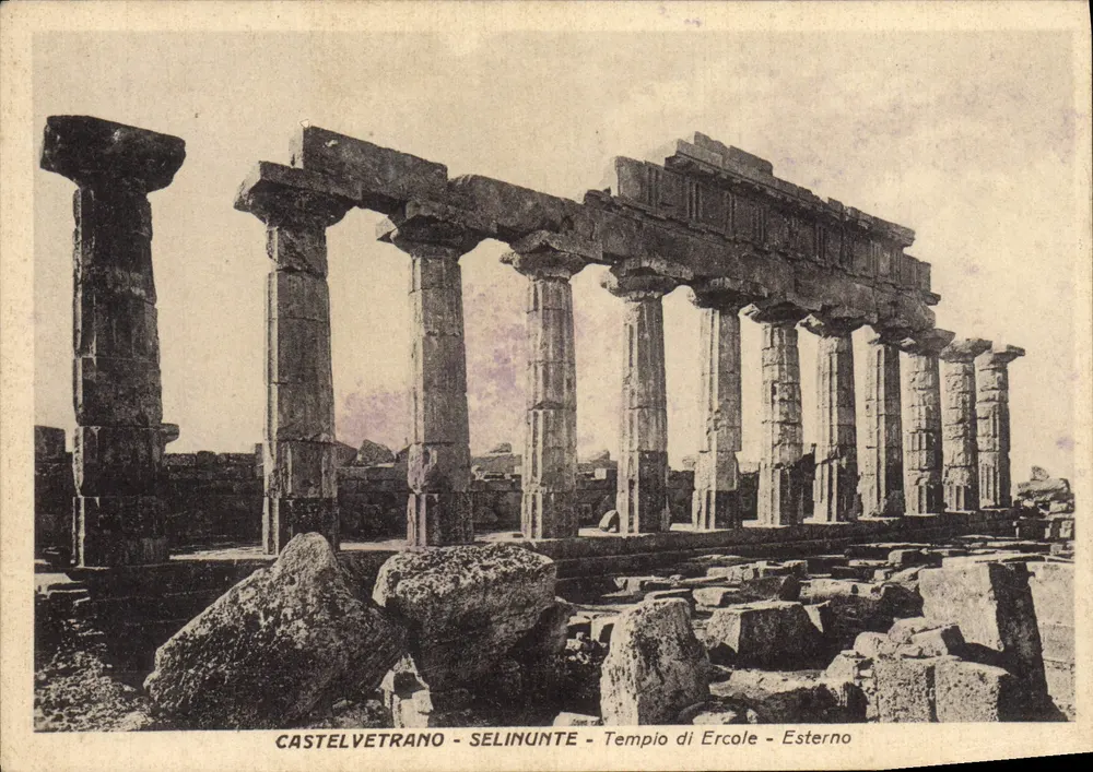 Templo de Heracles em Selinunte — Castelvetrano — Editor Dentonze Giacomo - Frente