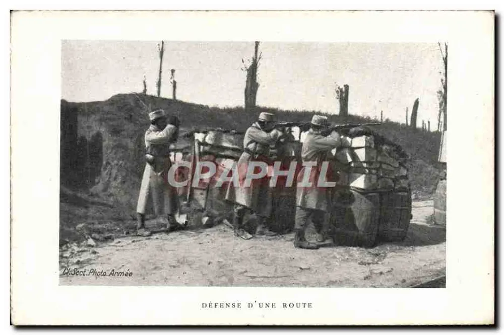 Defesa de uma estrada — soldados em posição atrás de barreiras — Cl. Scot. Foto. Exército - Frente