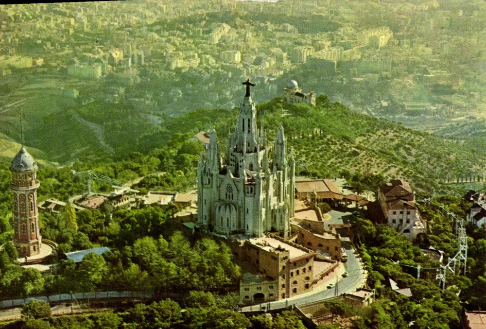 Barcelona - Basílica do Sagrado Coração - Tibidabo n°2045 - Frente
