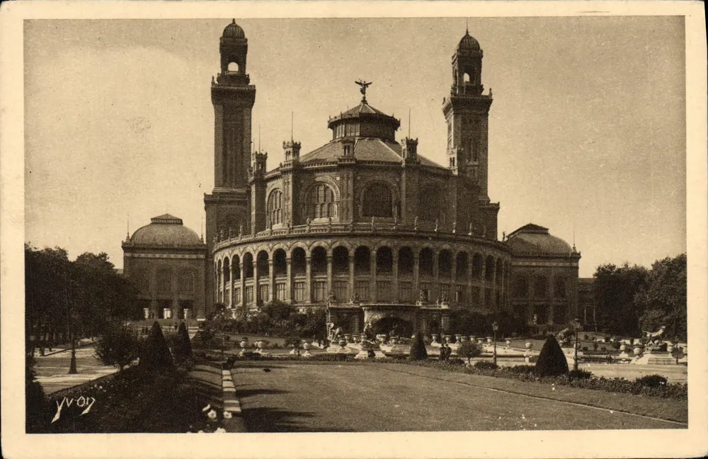 O Palácio do Trocadéro — Trocadero's Palace — Edição de Arte YVON, Série 4, N° 76 - Frente