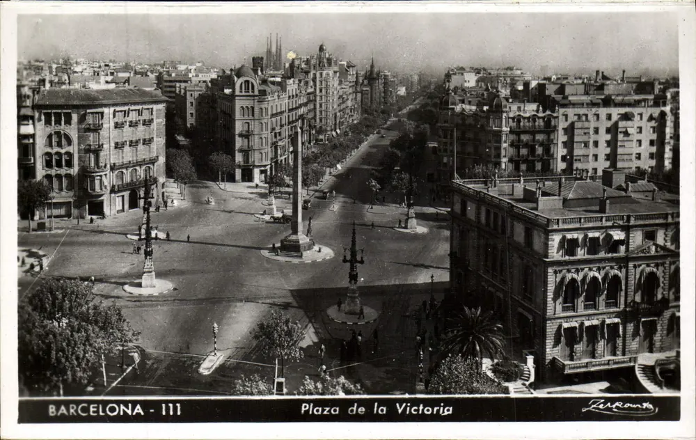 Barcelona — Praça da Vitória — Farroneta, n° 111 - Frente