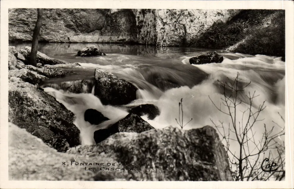 Fontaine de Vaucluse — As Cataratas — C.A.P. (49) - Frente