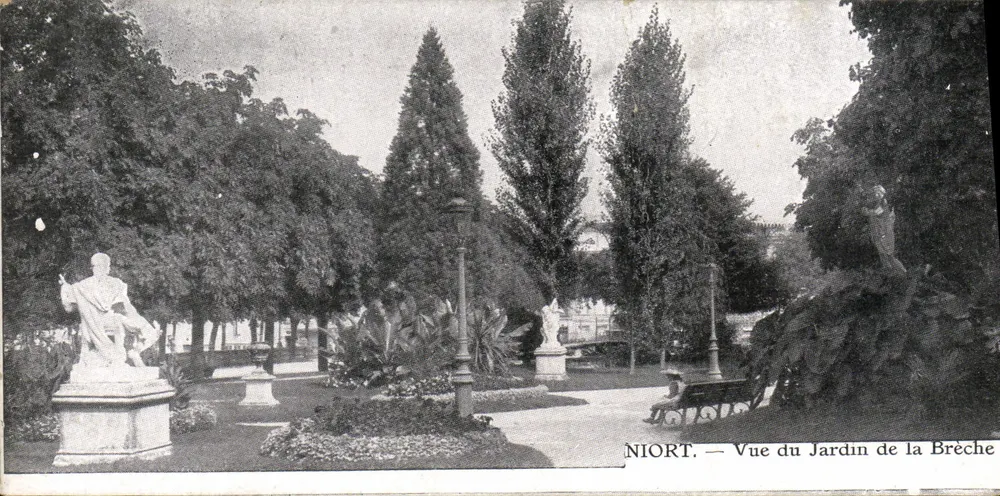 Niort — Vue du Jardin de la Brèche — éditeur impr. J. Lefebvre - Vorderseite