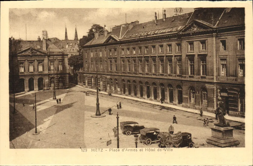 Metz - Place d'Armes und Rathaus — n° 129 - Vorderseite