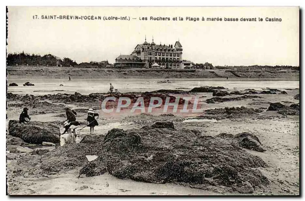 Saint-Brevin-l'Océan (Loire-Inf.) — Die Felsen und der Strand bei Ebbe vor dem Casino - Vorderseite