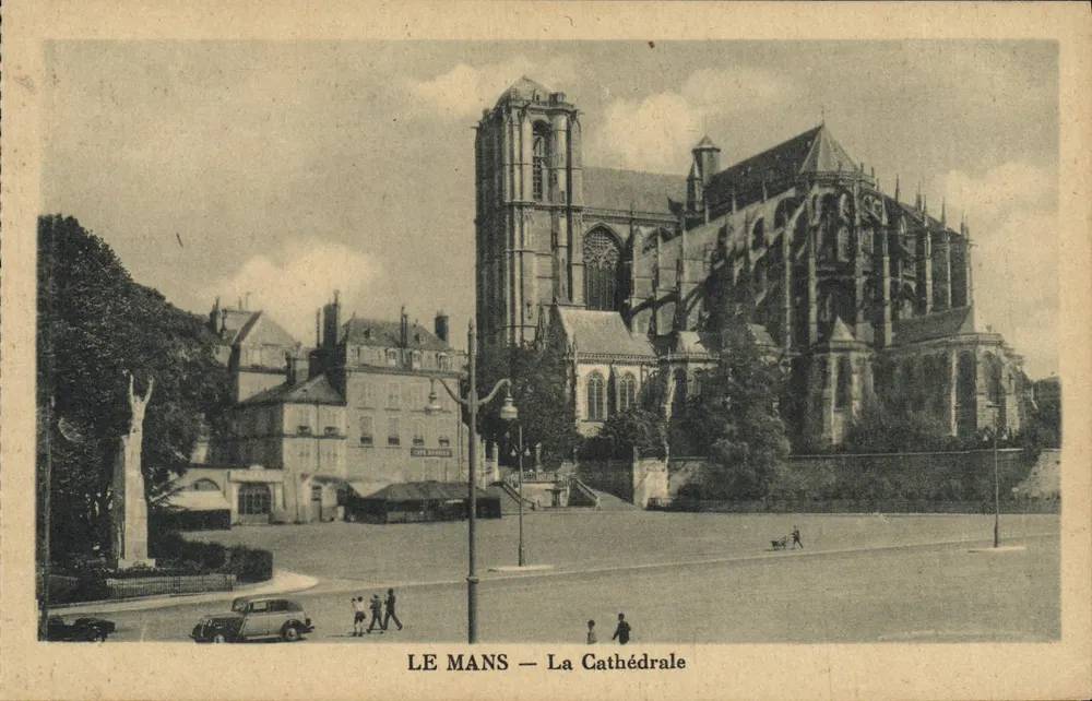 Le Mans — A Catedral — Magasin Rhodia Le Mans - Frente