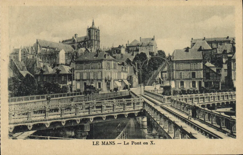Le Mans — O Ponte em X. — Loja Propania - Frente