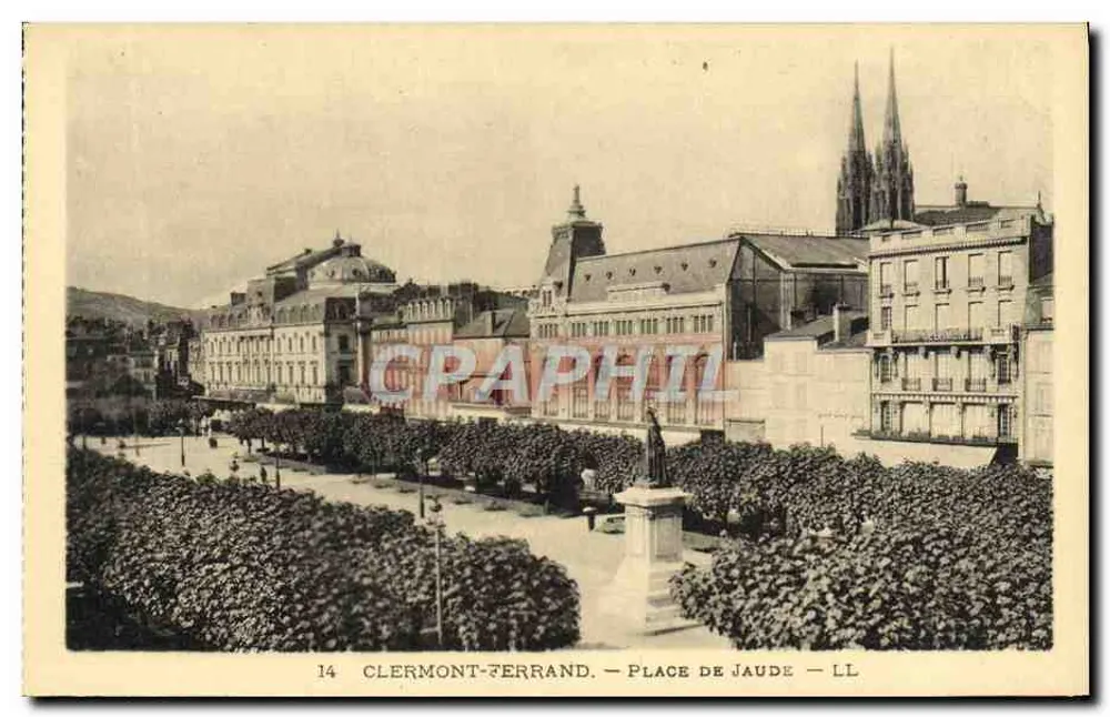 Clermont-Ferrand — Place de Jaude — LL - Frente