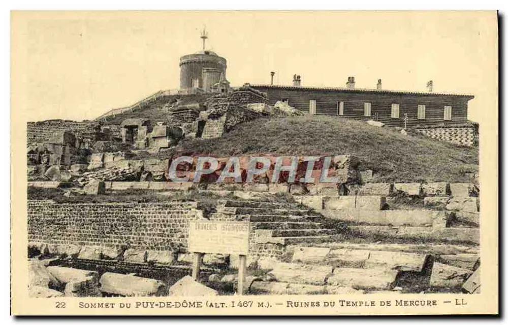 Gipfel des Puy-de-Dôme — Ruinen des Tempels Merkur — LL - Vorderseite