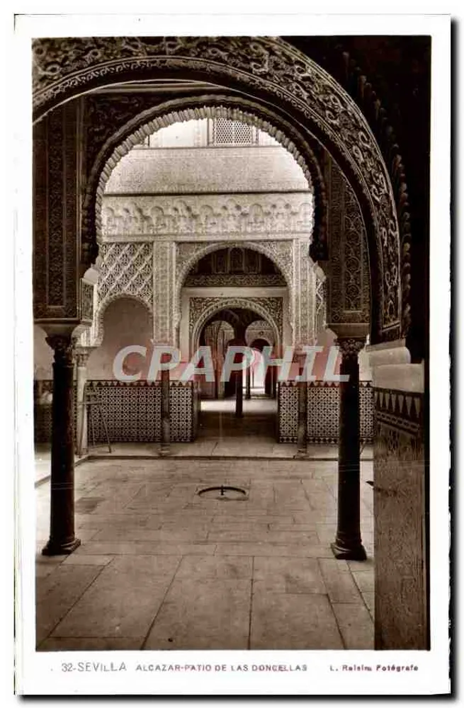 Alcazar - Patio der Jungfrauen — Sevilla — L. Reaim Fotograf, Nr. 32 - Vorderseite