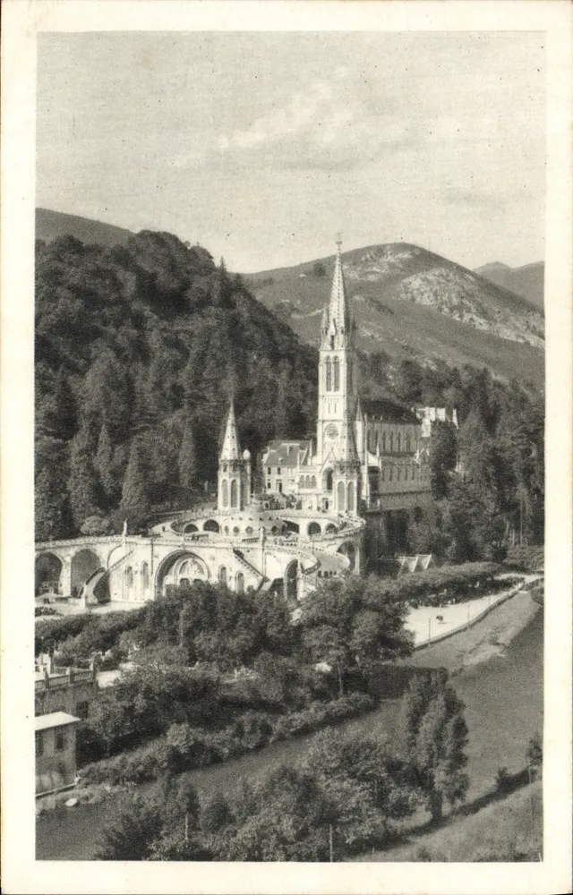 LOURDES — A Basílica e o Gave — Edição fotográfica Gounou Lourdes, n°27 - Frente