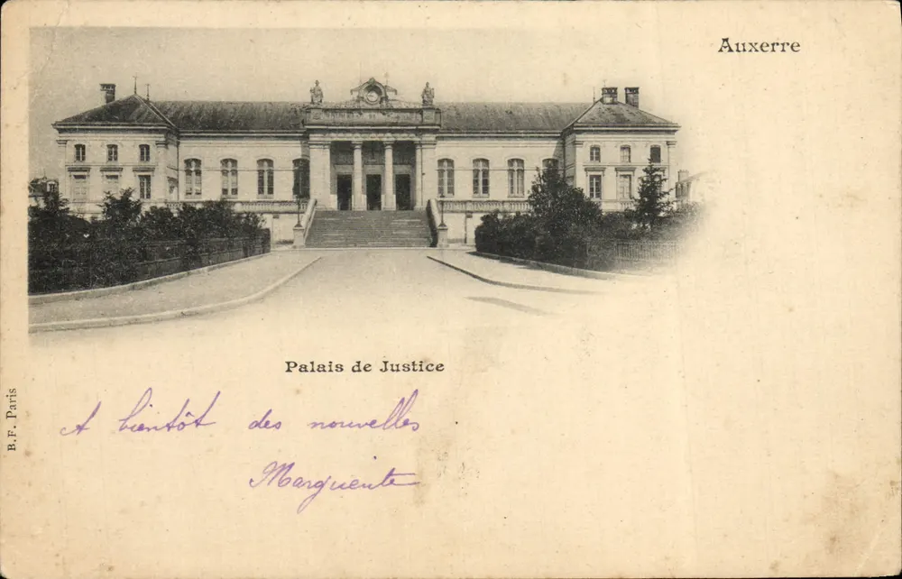 Palácio de Justiça — Auxerre — B.F. Paris - Frente
