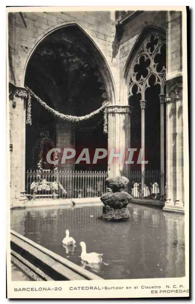 Barcelona - Catedral - Fonte no claustro — N.C.P. Ed. Barcelona - Frente