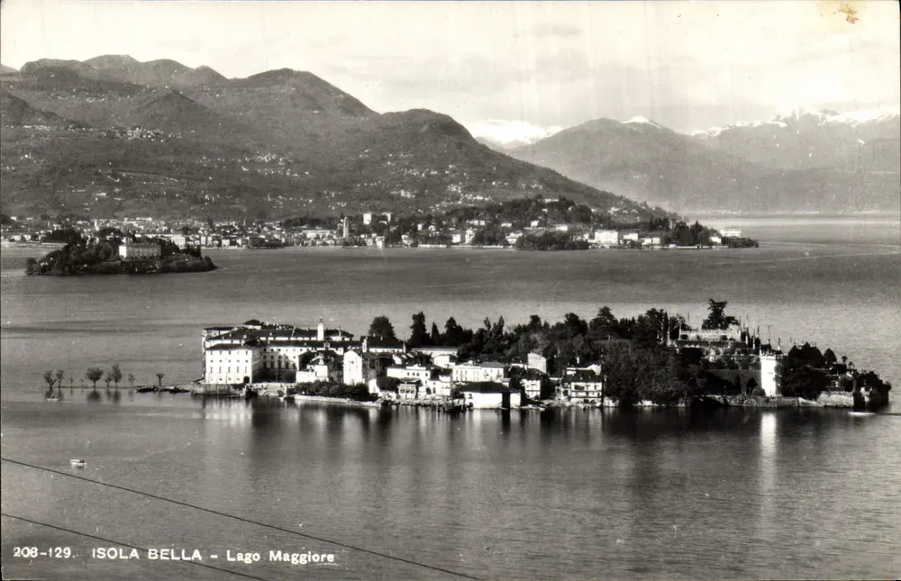 Isola Bella - Lago Maggiore — vista panorâmica — Foloredizioni Brunner & C. Como, n° 208-129 - Frente