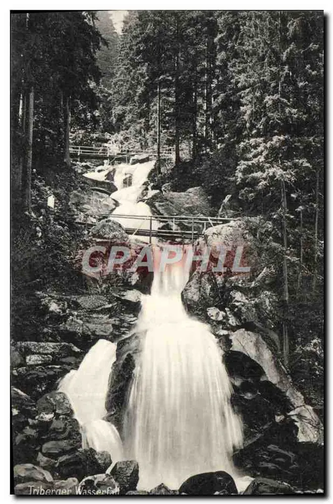 Triberger Wasserfall — cascata em um canyon florestal — editor não visível - Frente