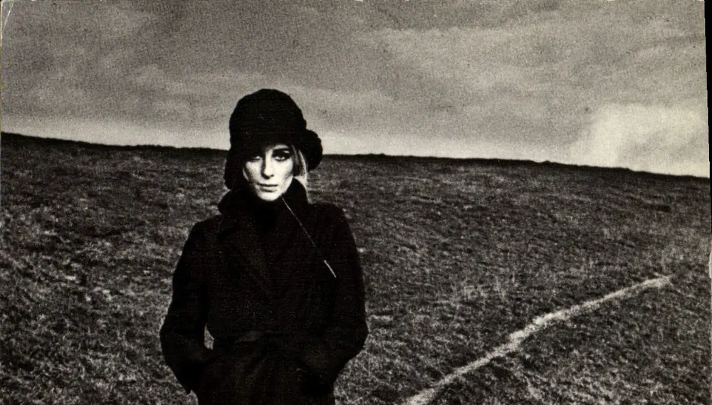 Retrato de uma dama em preto — Jeanloup Sieff (1964) — Éditions Agathe Gaillard, Paris - Frente