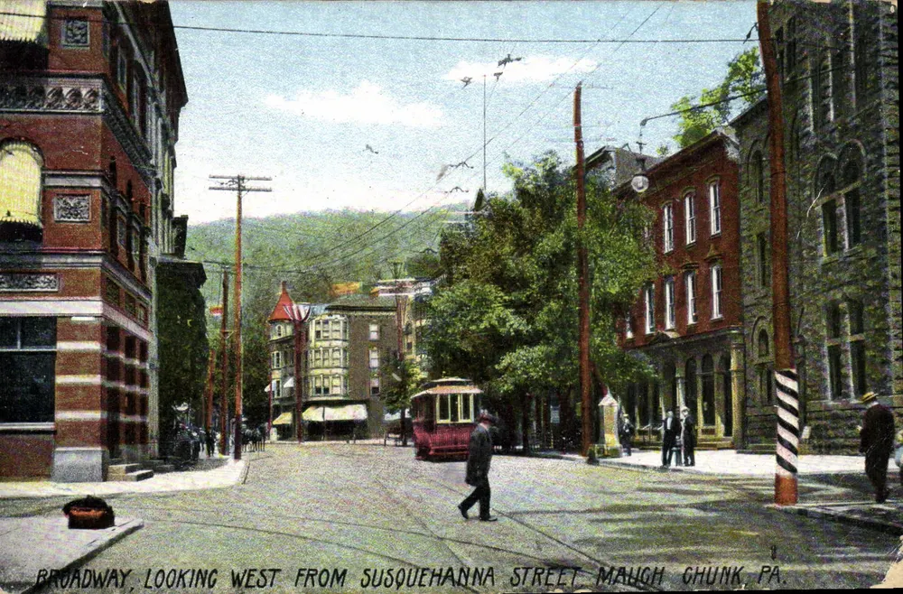 Broadway-Aussicht westlich von Susquehanna Street — Mauch Chunk, PA — Verlag unbekannt - Vorderseite