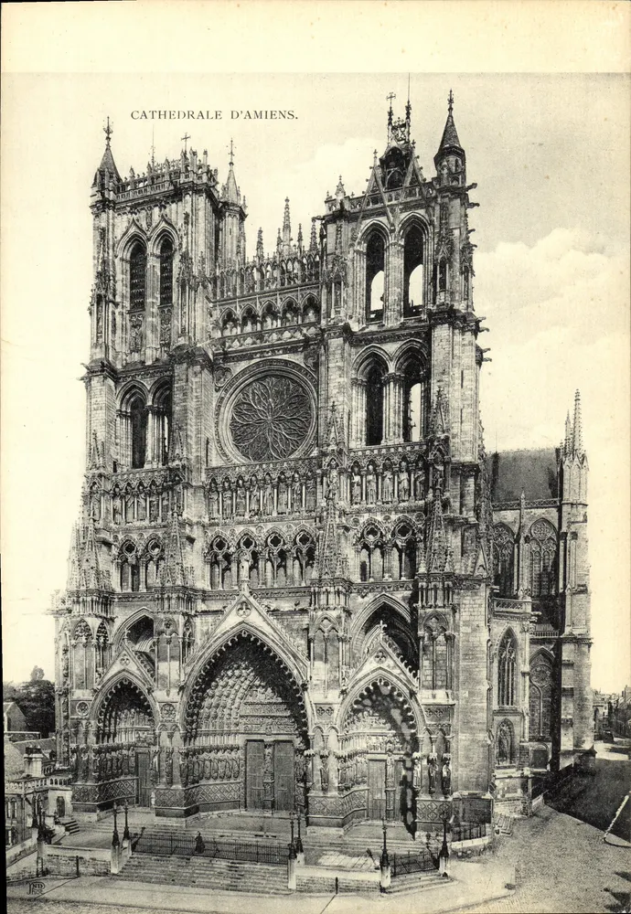 Cathédrale d'Amiens — façade gothique ornée d'un grand vitrail circulaire — éditeur impr. J. P. L. (impression visible en bas à gauche) - Frente
