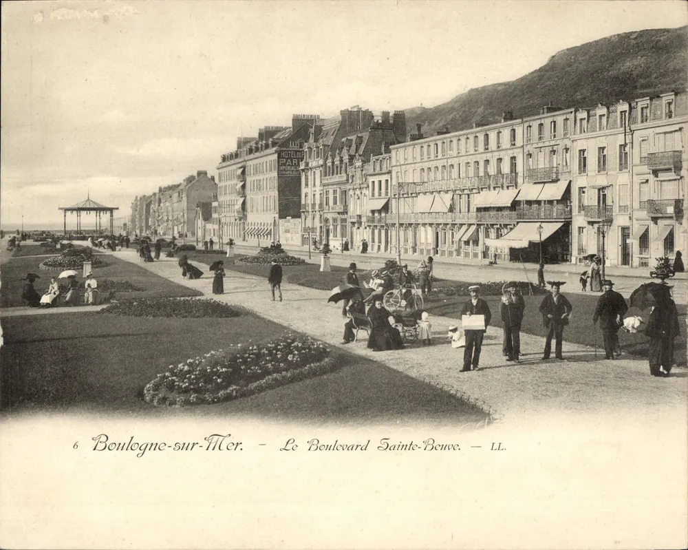 Boulogne-sur-Mer — Der Boulevard Sainte-Beuve — LL. - Vorderseite