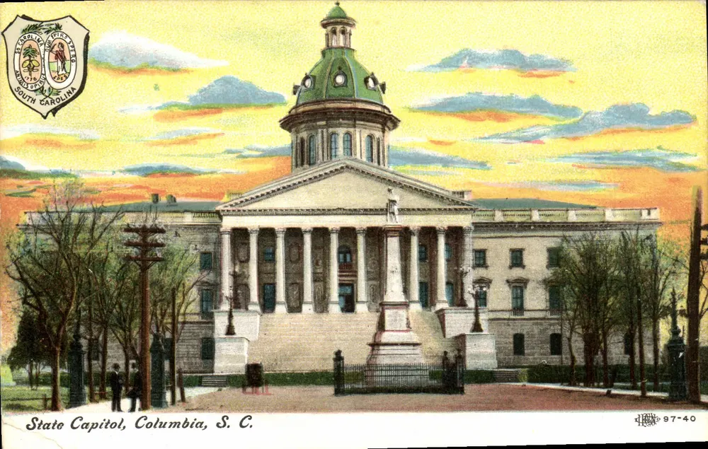 Capitole de l'État de Caroline du Sud — vue du bâtiment avec dôme vert et colonnades — éditeur H. M. 97-40 - Frente
