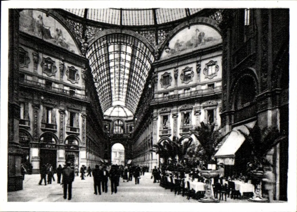 Mailand — Innenansicht der Galerie Vittorio Emanuele II - Vorderseite