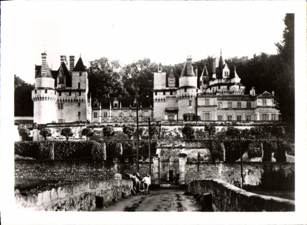 Schloss Rigny-Ussé — Fassade auf den Terrassen — Éditions de Luxe « Estel » - Vorderseite