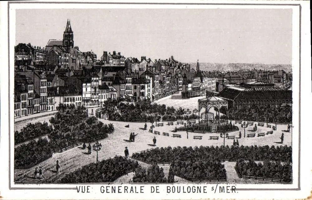 Vue générale de Boulogne-sur-Mer — panorama urbain avec église et jardin public — éditeur non visible - Frente