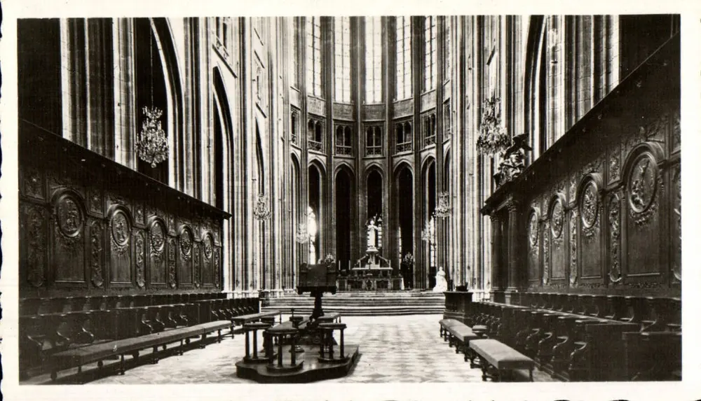Orléans - Die Kathedrale Sainte-Croix - Innenraum - Vorderseite